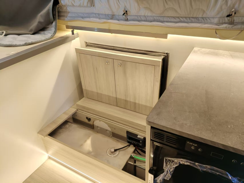 East / West Seating w / Dual Slideout Storage